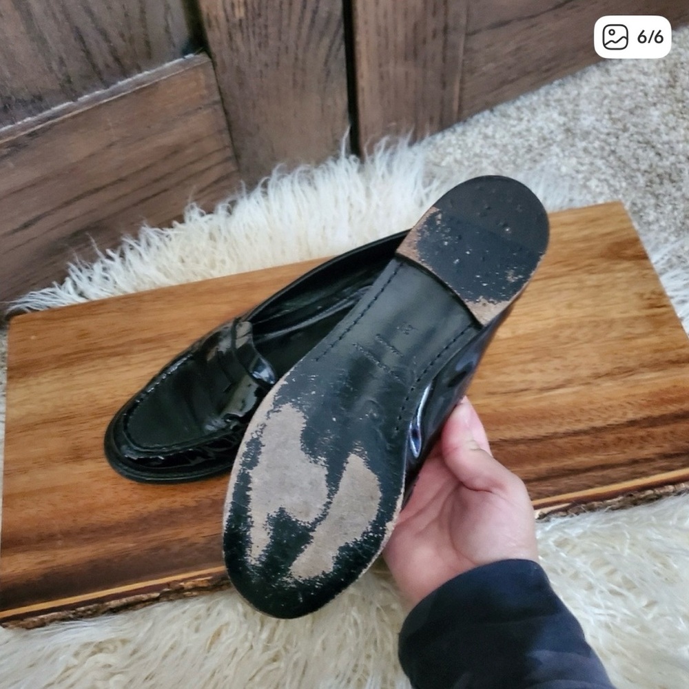 Burberry Patent Loafer size 7 - Picture 2 of 4